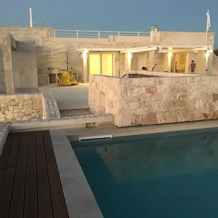 Pietra Pool فيلة *
