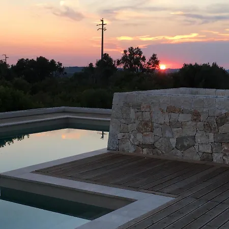 Pietra Pool Felline